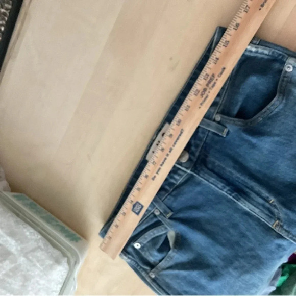 Amo Twist Liberty Mid-Rise Medium Wash Jeans - 31 - Picture 9 of 9